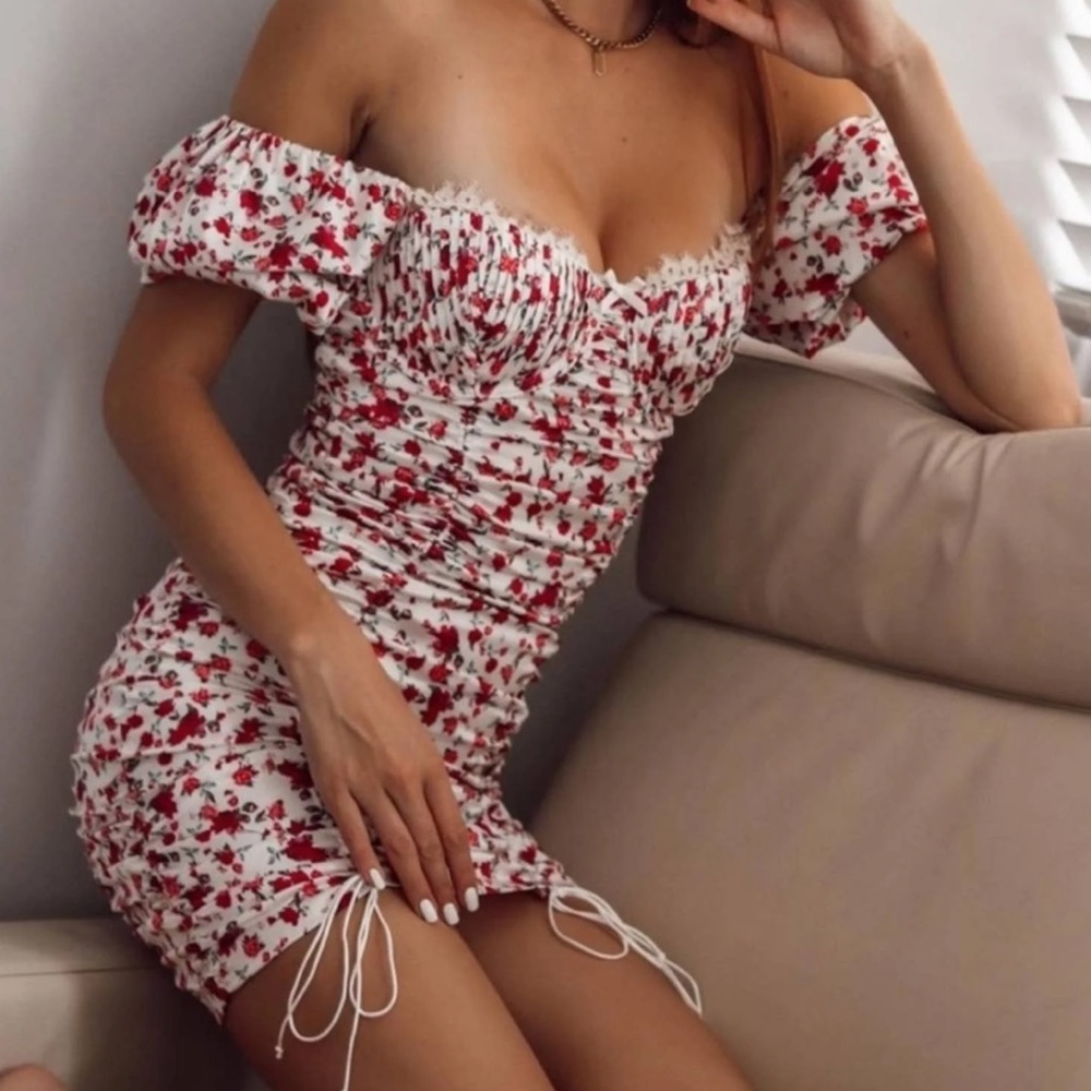 NWT For Love & Lemons Floral Dress